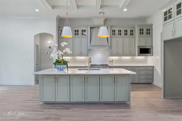 $487,900 | 807 Walstonburg Lane, Benton, LA 71006