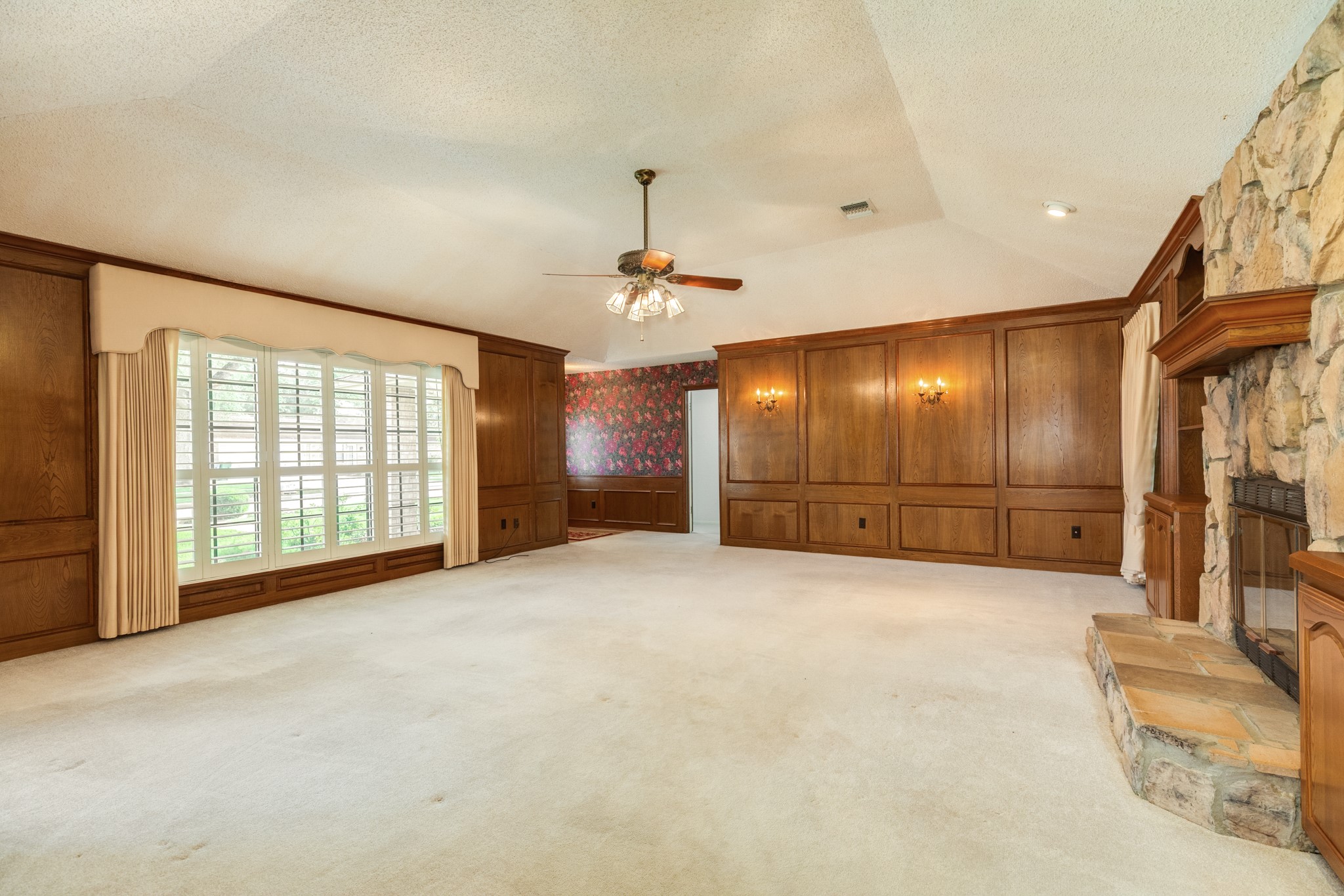 712 Browning Street Angleton, TX 77515 - Photo 12 of 34
