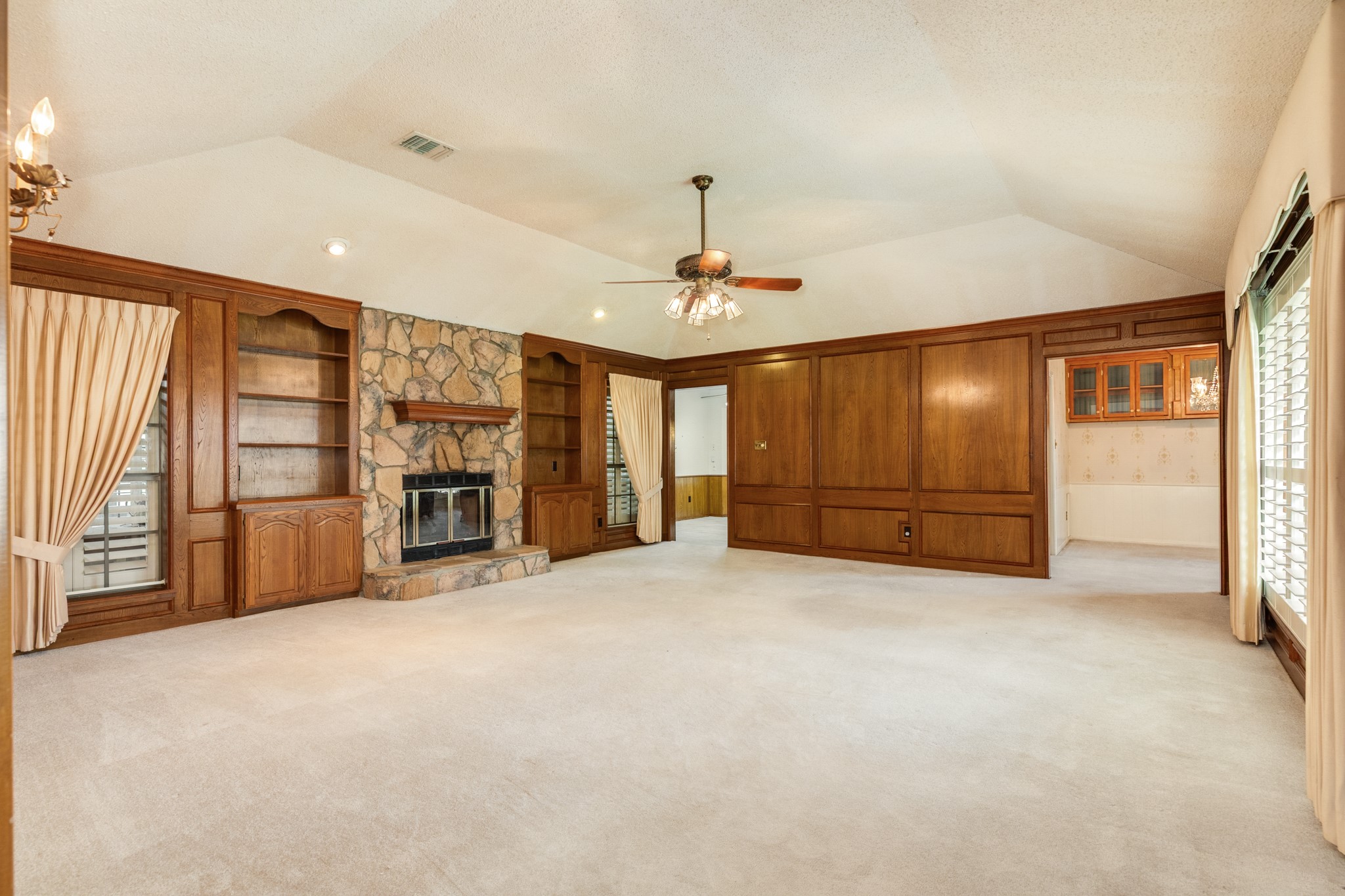 712 Browning Street Angleton, TX 77515 - Photo 14 of 34