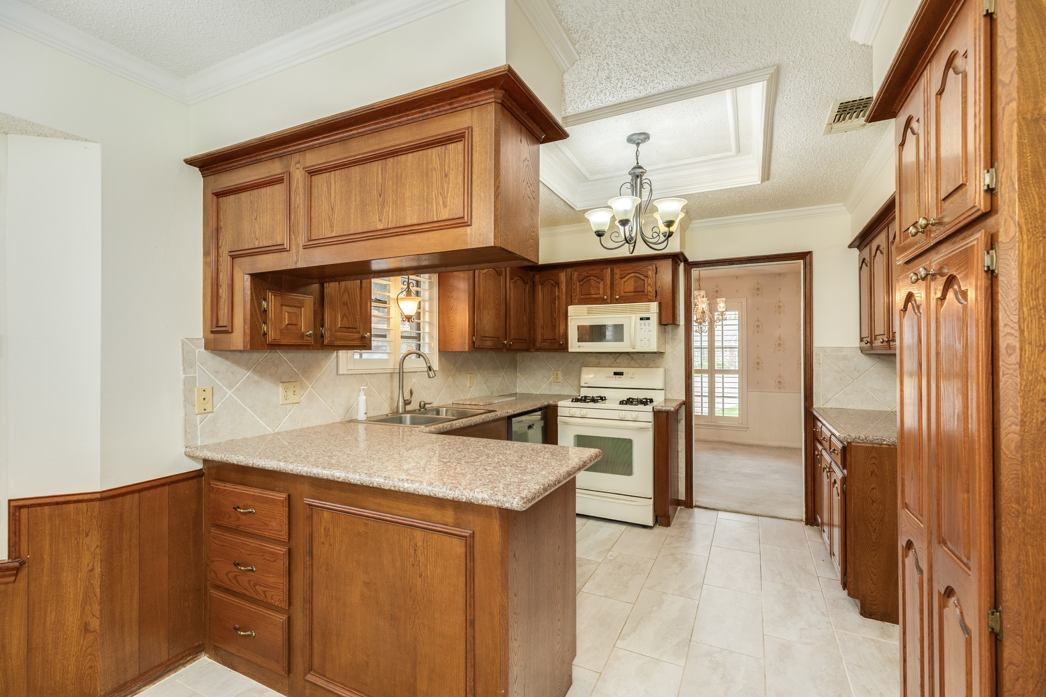 712 Browning Street Angleton, TX 77515 - Photo 19 of 34