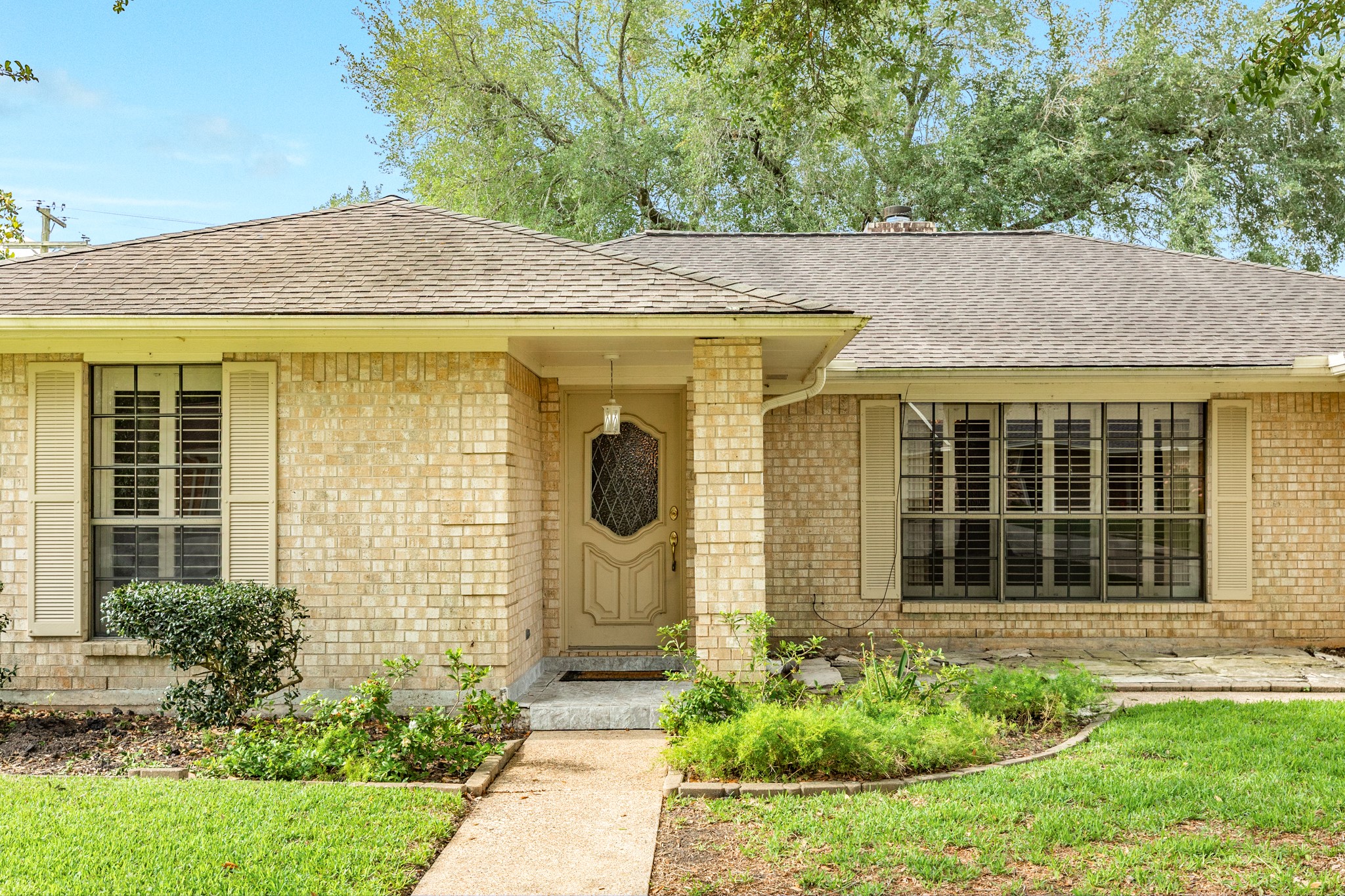 712 Browning Street Angleton, TX 77515 - Photo 3 of 34