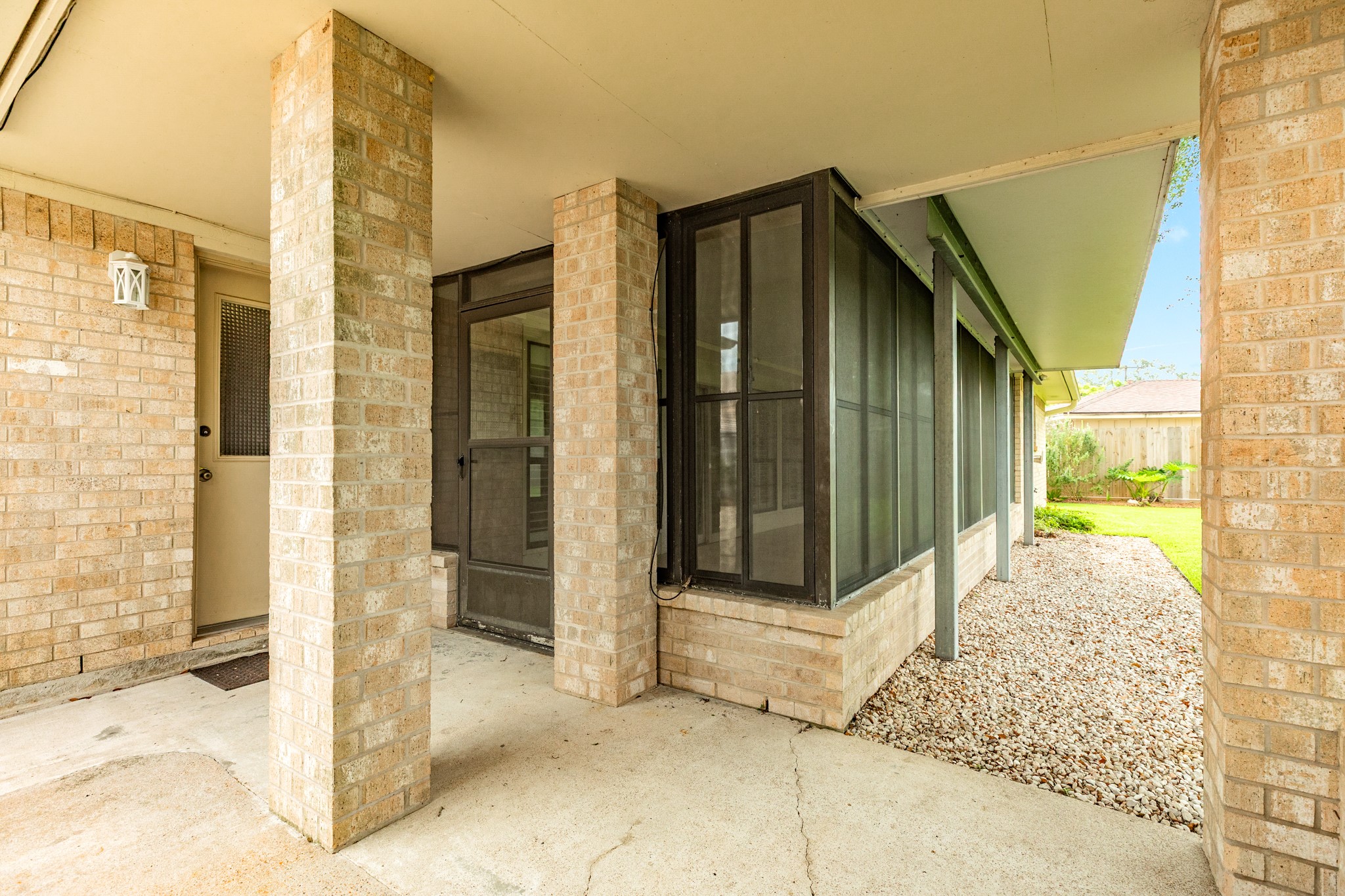 712 Browning Street Angleton, TX 77515 - Photo 10 of 34