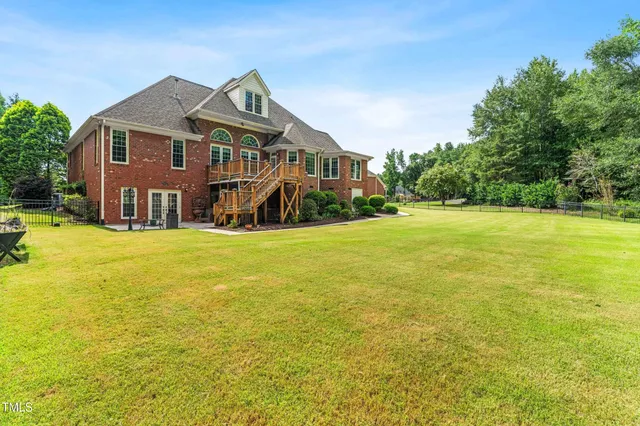 $849,900 | 48 Banbury Court, Garner, NC 27529