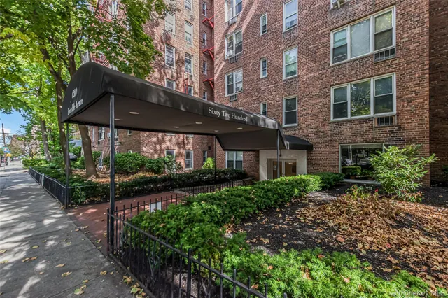 $150,000 | 6200 Riverdale Avenue, Unit 3K | North Riverdale