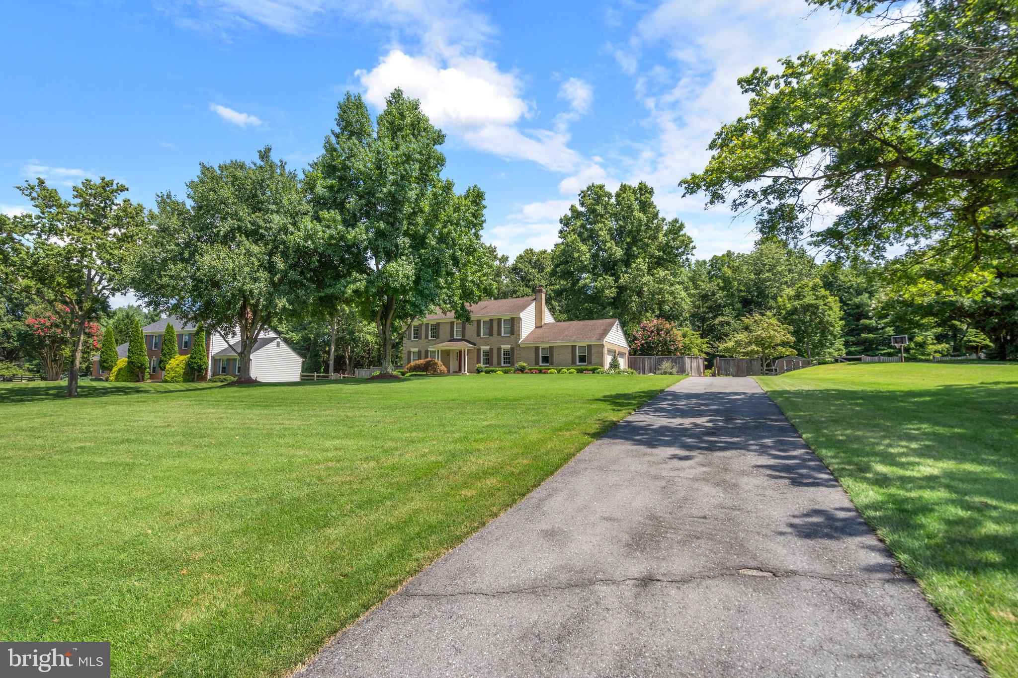 16813 Excaliber Way Sandy Spring, MD 20860 - Photo 4 of 55 Gallery Image 4