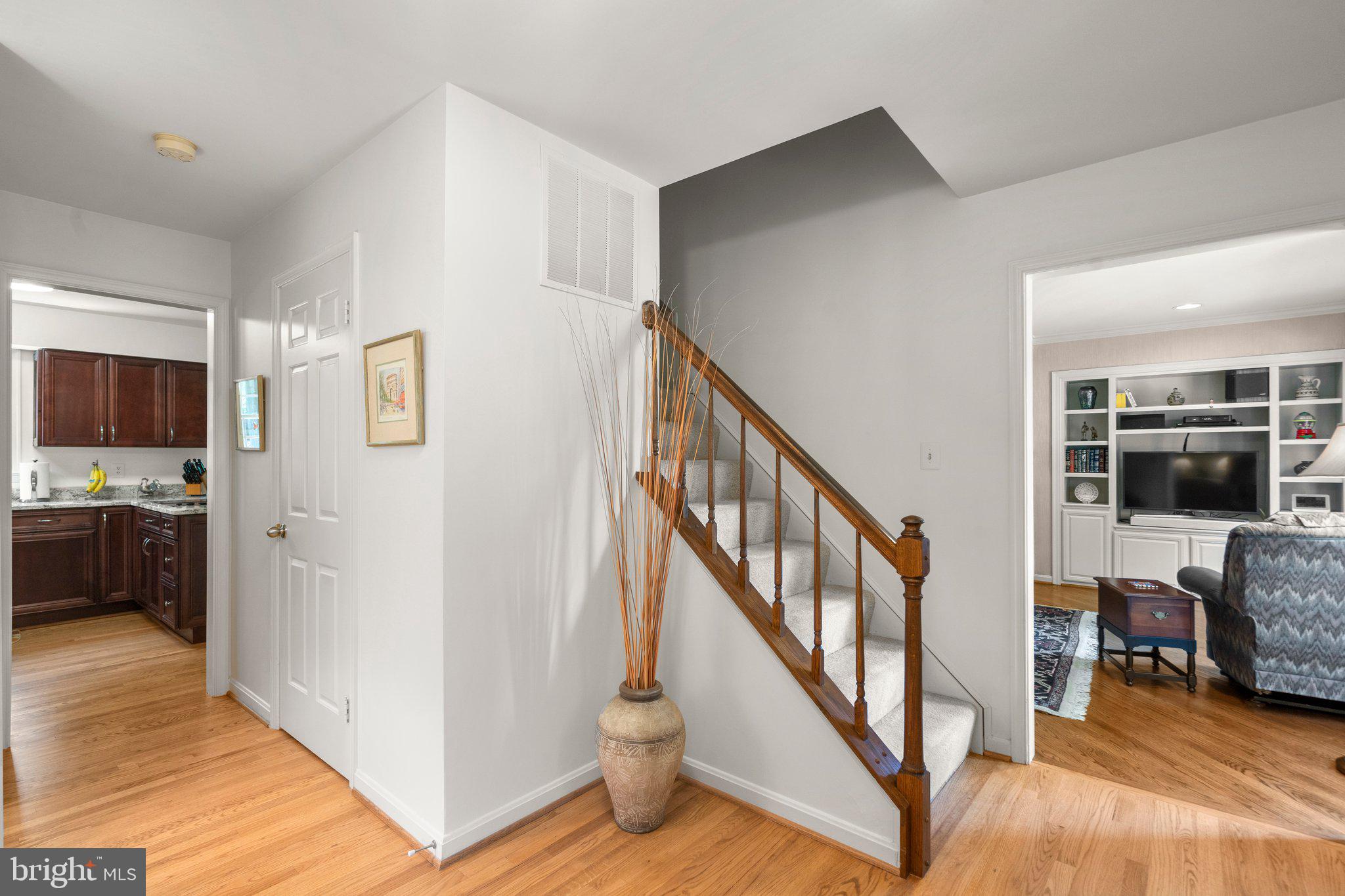 16813 Excaliber Way Sandy Spring, MD 20860 - Photo 6 of 55 Gallery Image 6