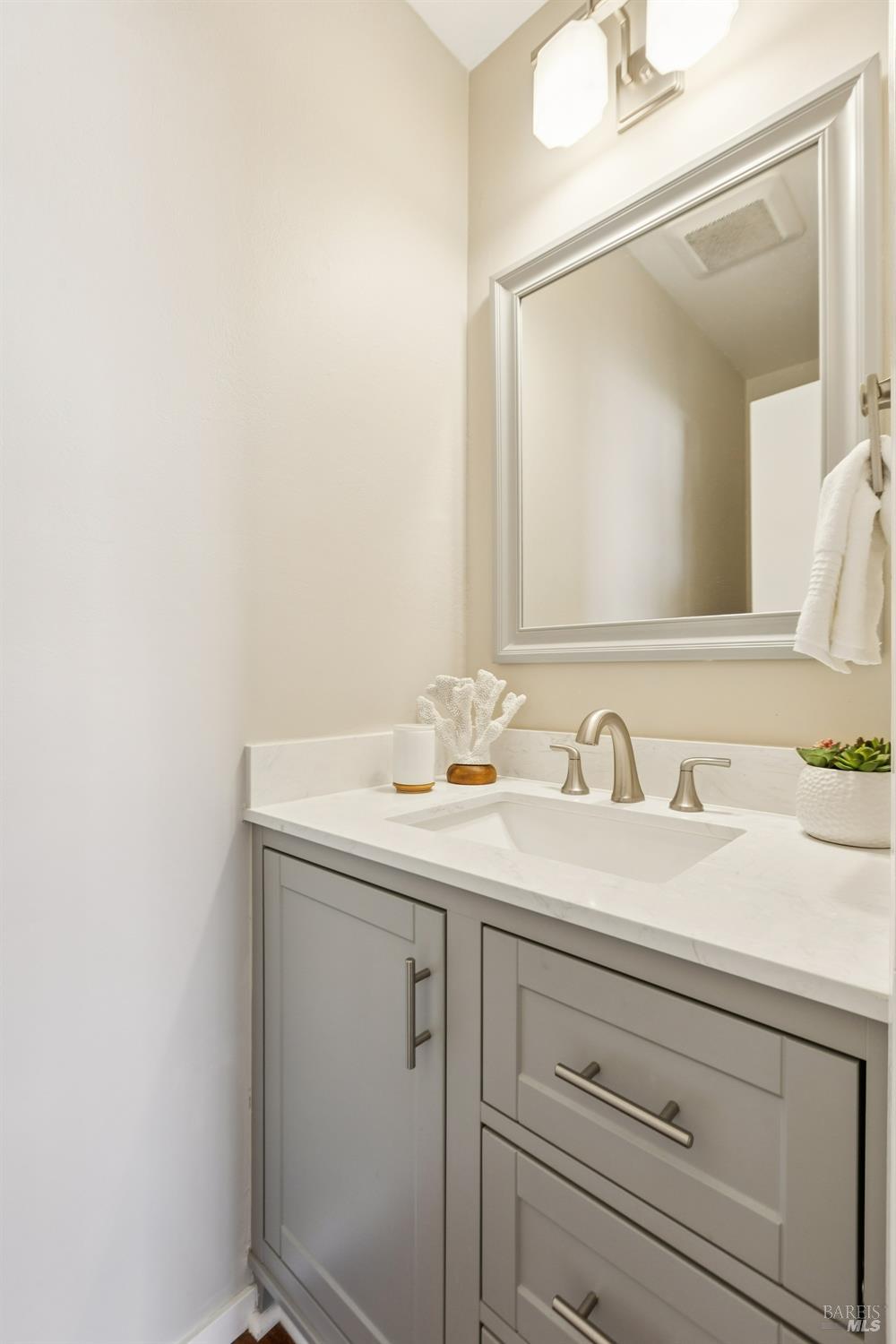149 Filbert Avenue, Unit 147 Sausalito, CA 94965 - Photo 20 of 43