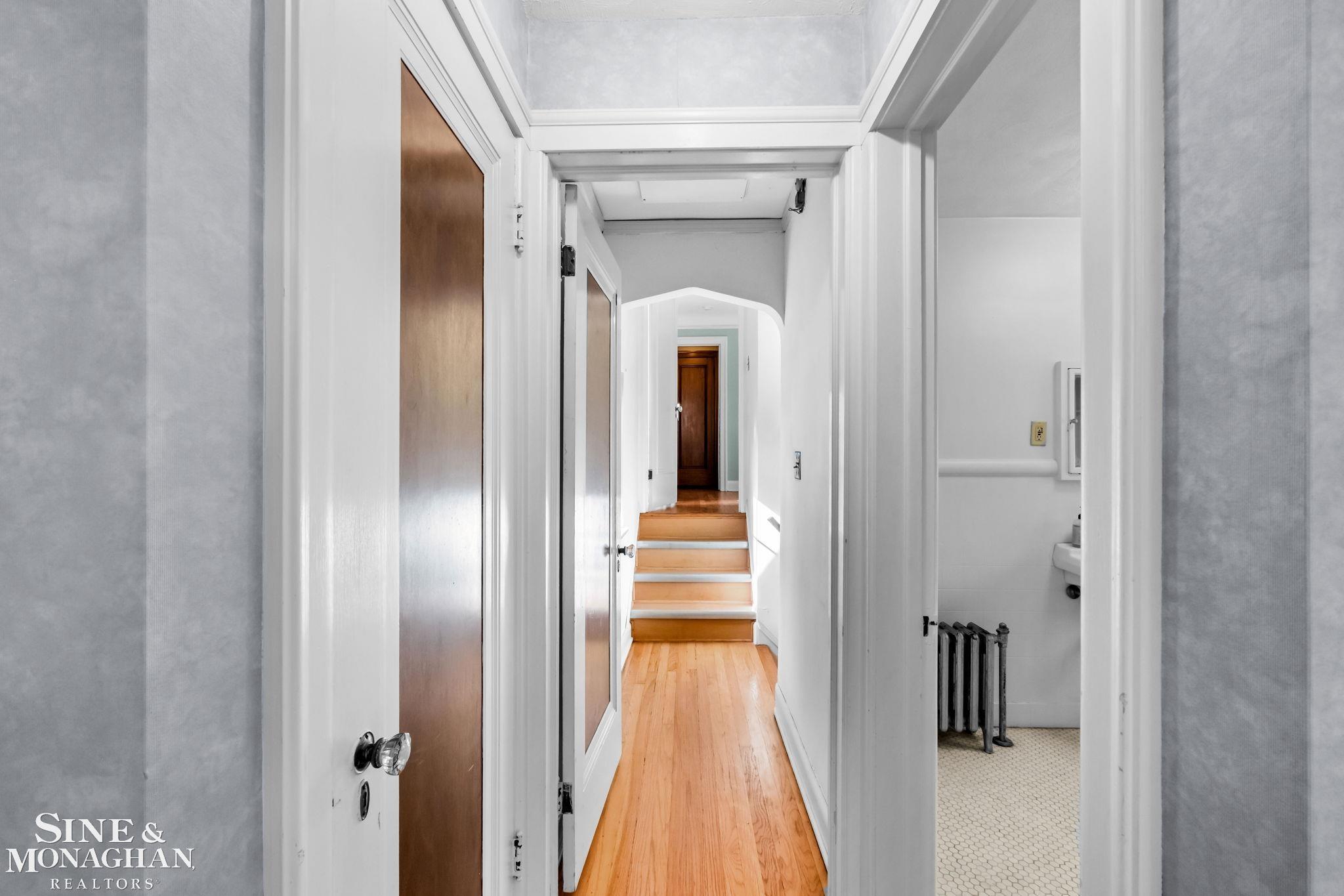 502 Pemberton Road Grosse Pointe, MI 48230 - Photo 42 of 71 50189038-c32e62b2-ef60-4fe5-9956-4d7b370bdb6e.JPG