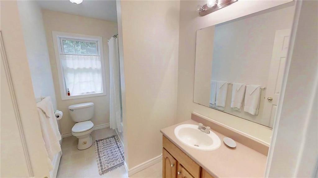 44 Bradford Point Road Friendship, ME 04547 - Photo 26 of 32 Shared bath.