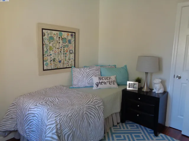 $628,000 | 2122 East 25th Street, Oakland, CA 94606