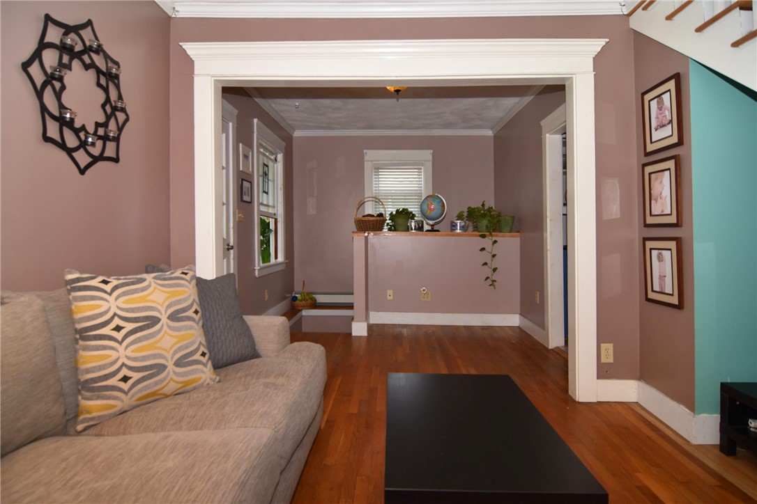 22 Transit Street Warwick, RI 02889 - Photo 8 of 30 Living Room