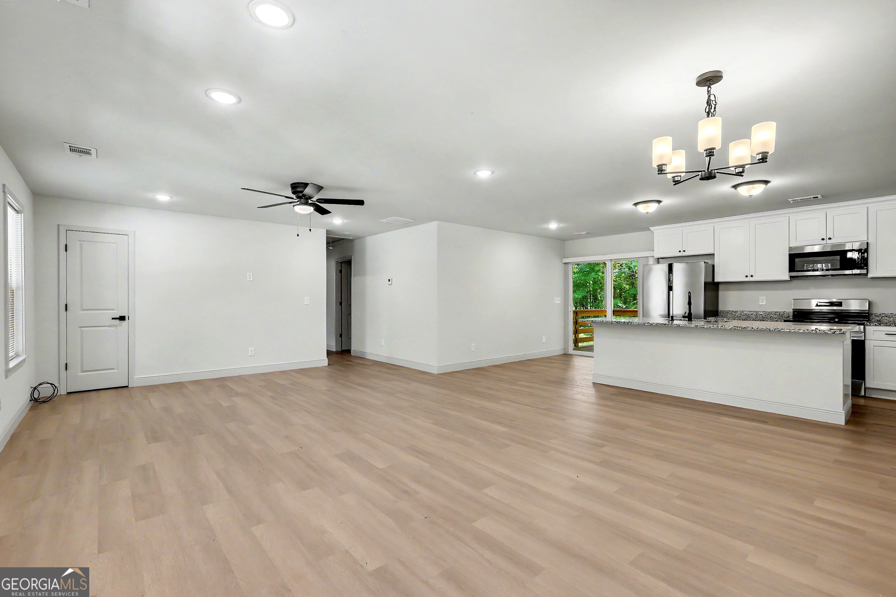 400 Loblolly Ridge Locust Grove, GA 30248 - Photo 2 of 42