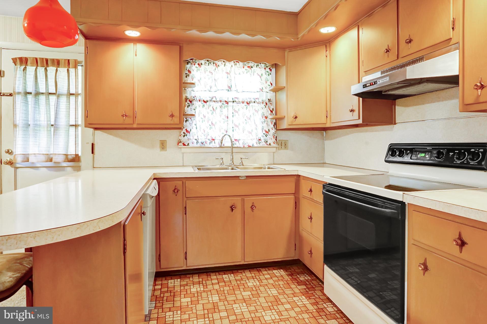 3042 Leiszs Bridge Road Reading, PA 19605 - Photo 13 of 28 Gallery Image 13