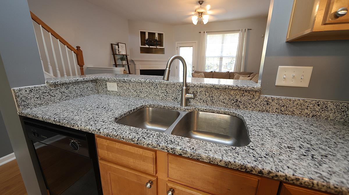 7626 Winners Edge Street Raleigh, NC 27617 - Photo 5 of 20 Kitchen