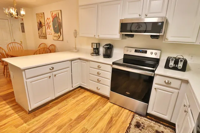 $369,900 | 227 Main Street, Unit 106, Lincoln, NH 03251