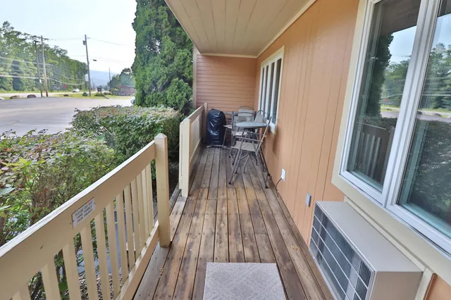 $369,900 | 227 Main Street, Unit 106, Lincoln, NH 03251