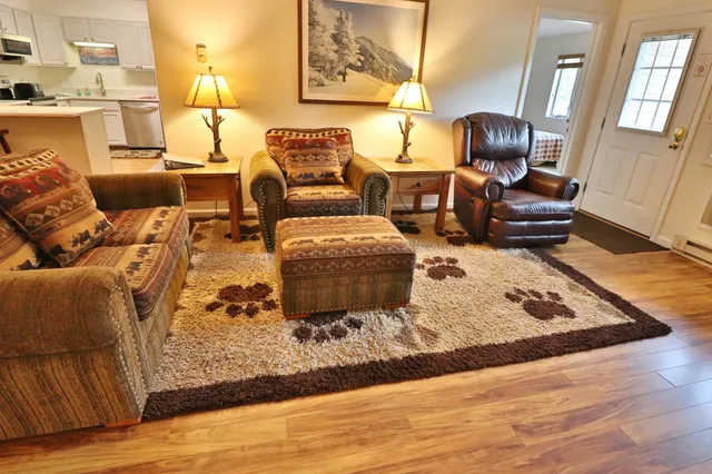 $369,900 | 227 Main Street, Unit 106, Lincoln, NH 03251