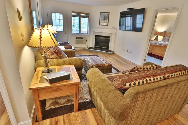 $369,900 | 227 Main Street, Unit 106, Lincoln, NH 03251