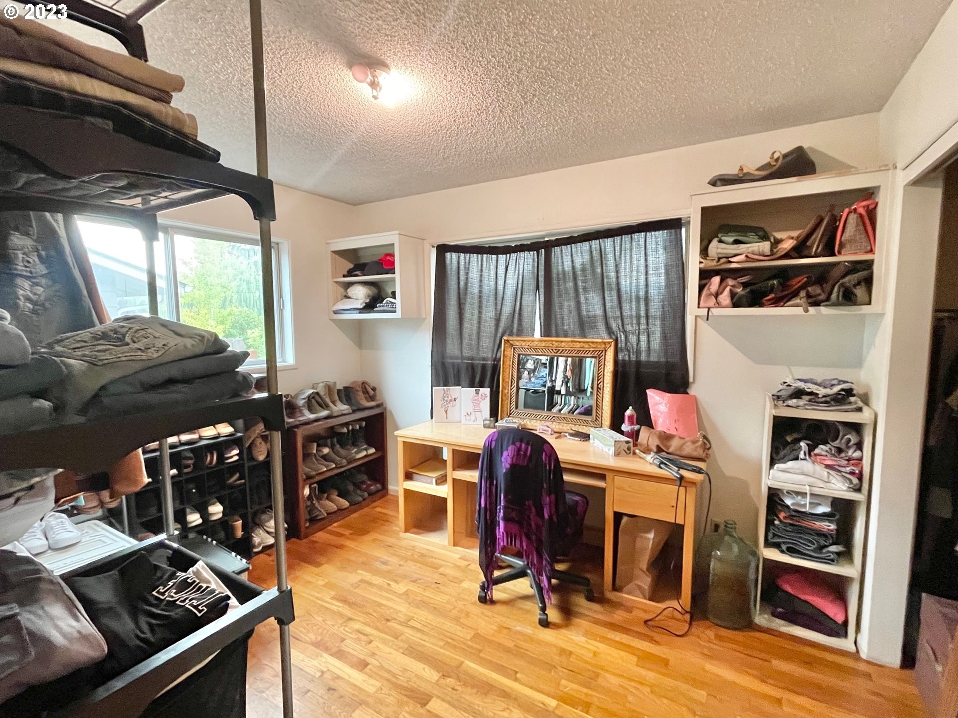 2113 Austin Road Roseburg, OR 97471 - Photo 19 of 36 a room with furniture a rug and a window