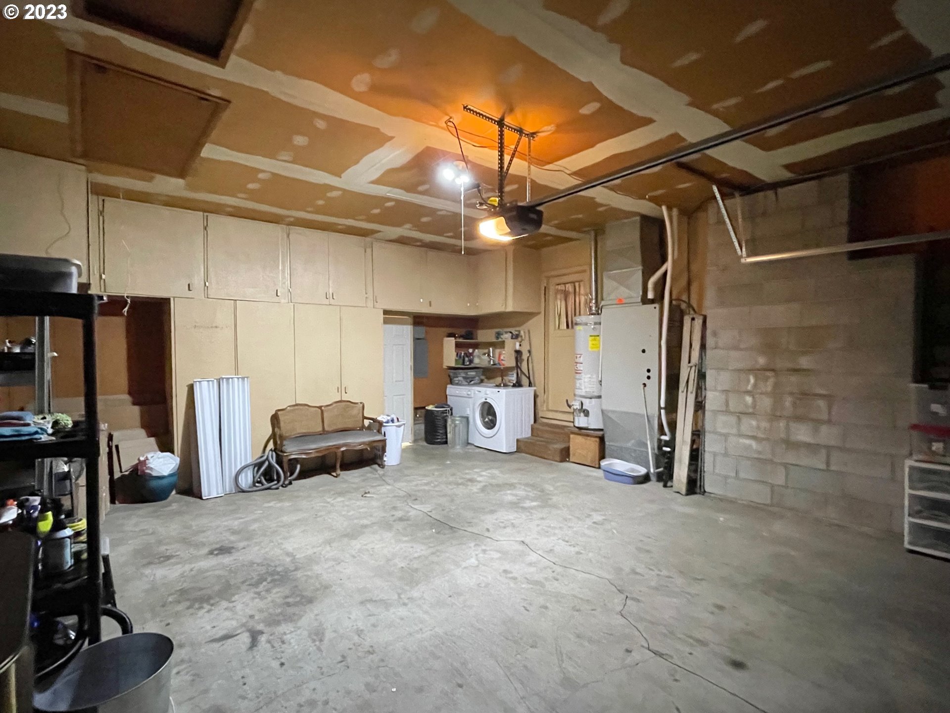 2113 Austin Road Roseburg, OR 97471 - Photo 26 of 36 a view of a room with gym equipment