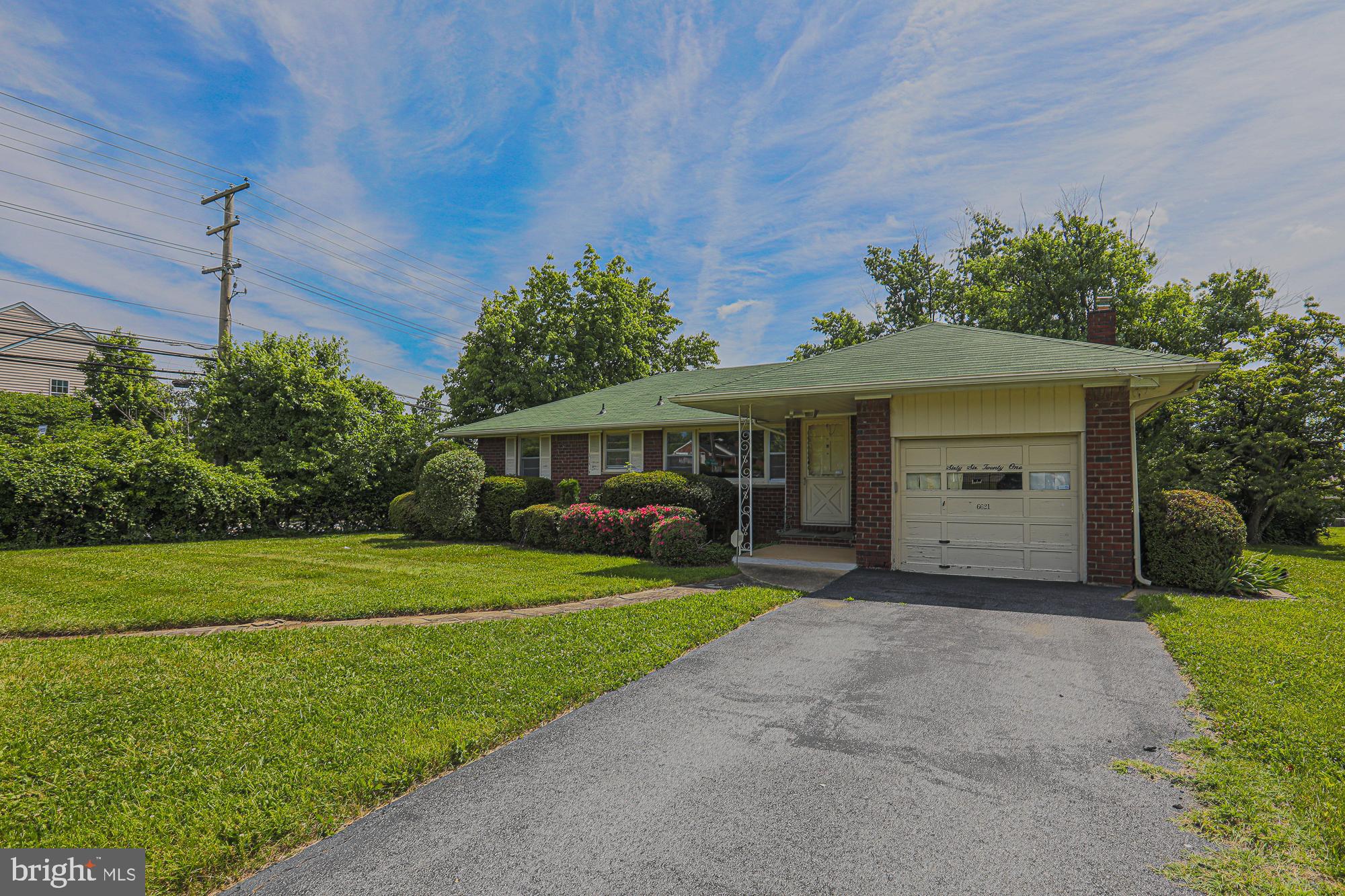 6621 Deancroft Road Baltimore, MD 21209 - Photo 4 of 40 Gallery Image 4