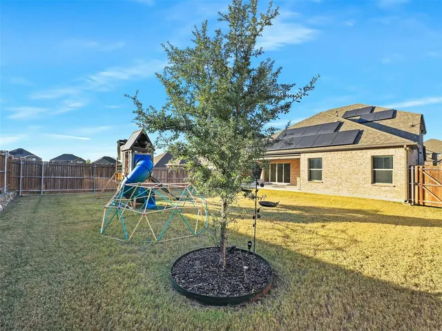 $570,000 | 220 Fieldstone Drive, Melissa, TX 75454
