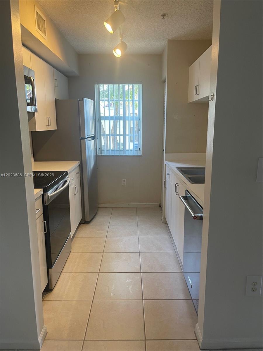 2091 Renaissance Boulevard, Unit 207 Miramar, FL 33025 - Photo 5 of 16