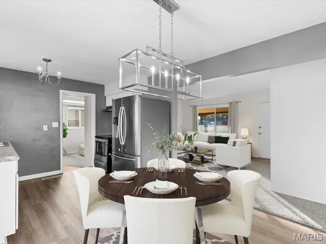 $159,900 | 6104 Old Collinsville Road, Fairview Heights, IL 62208