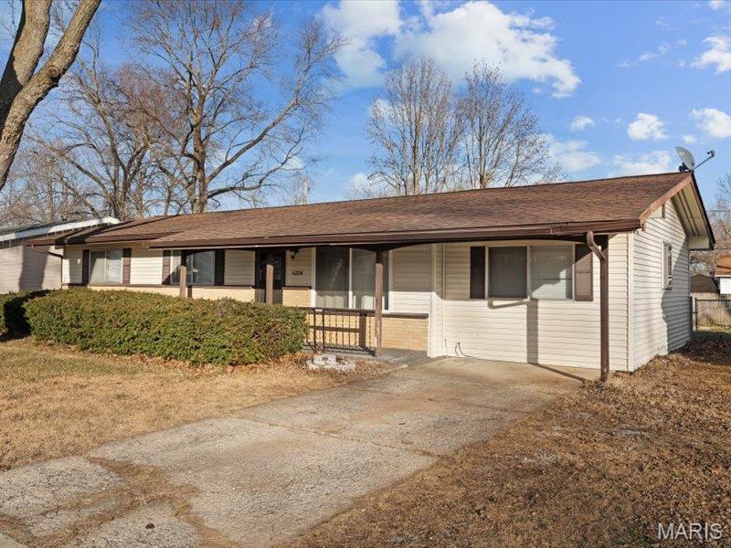 6104 Old Collinsville Road Fairview Heights, IL 62208 - Photo 2 of 41