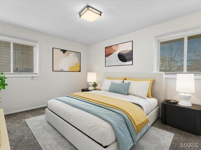 $159,900 | 6104 Old Collinsville Road, Fairview Heights, IL 62208