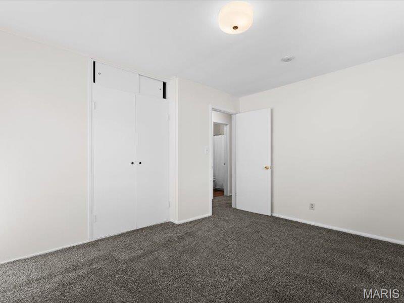 6104 Old Collinsville Road Fairview Heights, IL 62208 - Photo 33 of 41