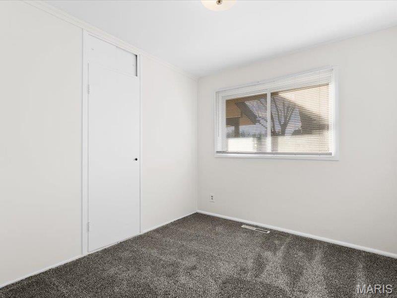 6104 Old Collinsville Road Fairview Heights, IL 62208 - Photo 35 of 41