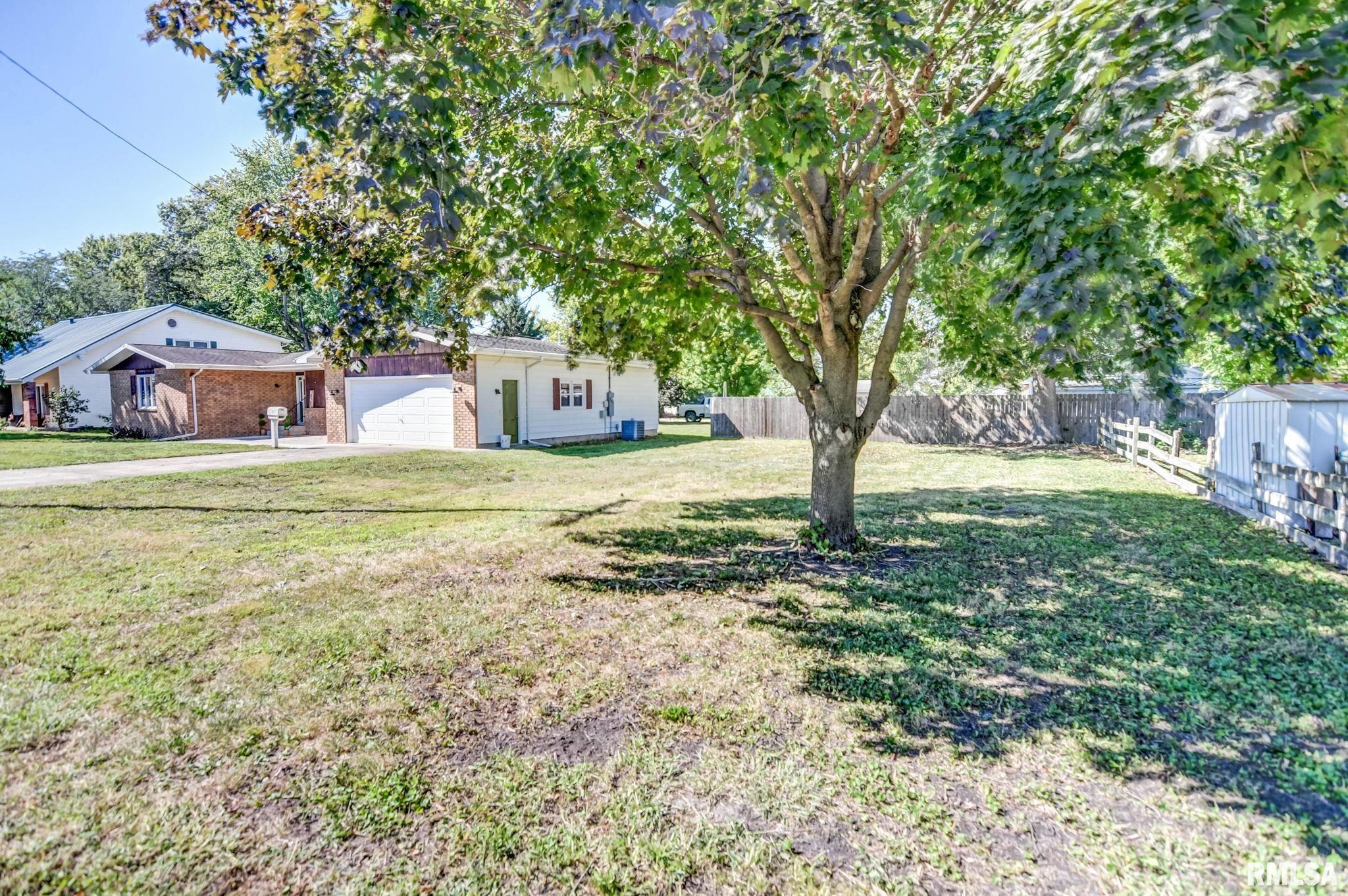 207 Kemmerer Street Assumption, IL 62510 - Photo 41 of 46