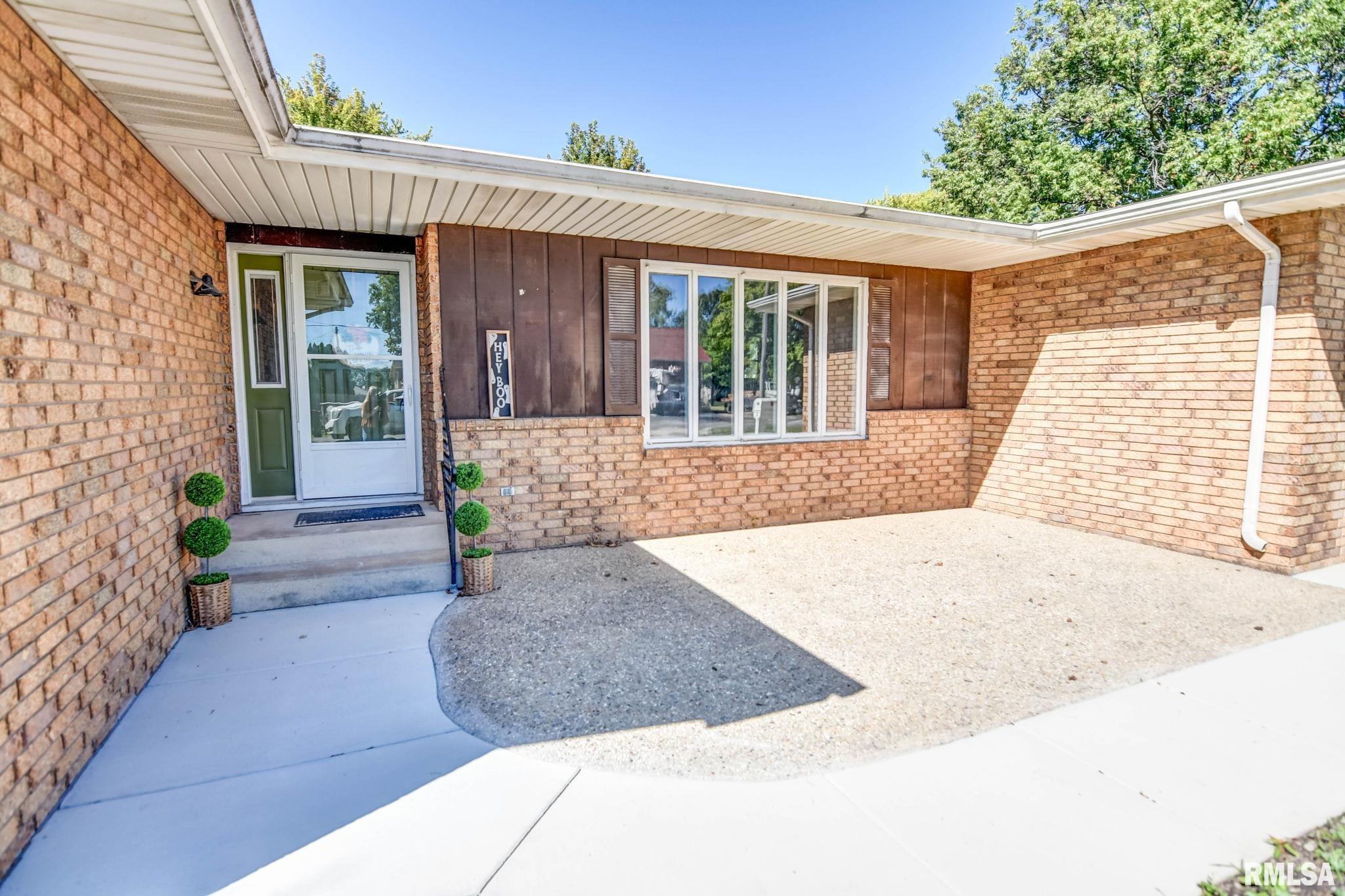 207 Kemmerer Street Assumption, IL 62510 - Photo 42 of 46