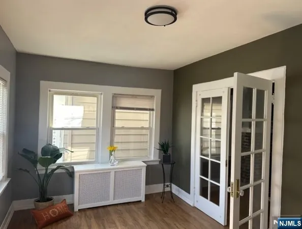 $2,900 | 46 Elmwood Avenue, Montclair, NJ 07042