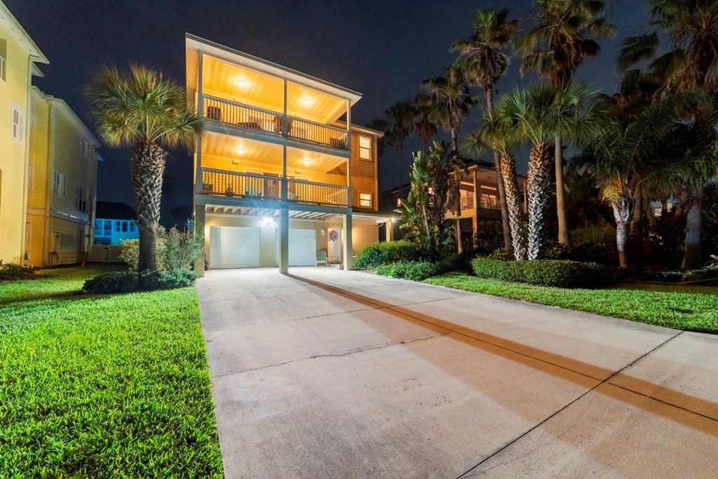 5067 Atlantic View St. Augustine, FL 32080 - Photo 4 of 47 a house with garden in front of it