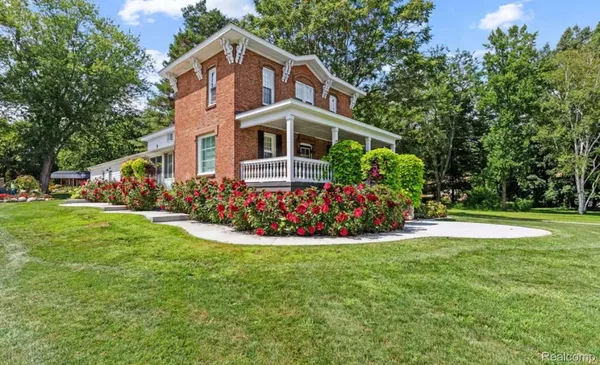 $469,900 | 4567 North Seymour Road, Flushing, MI 48433
