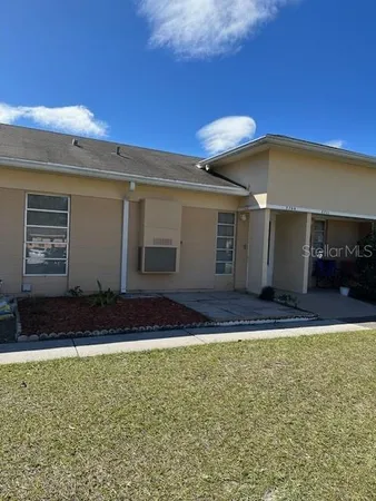$950 | 2709 Club Circle, Lake Wales, FL 33854