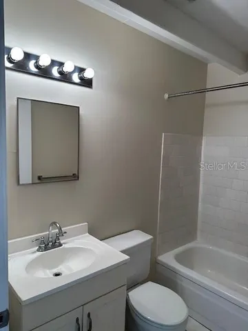 $950 | 2709 Club Circle, Lake Wales, FL 33854