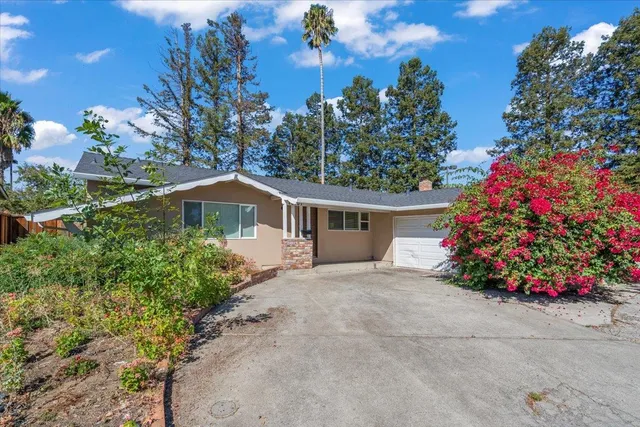 $3,495,000 | 10101 Richwood Drive, Cupertino, CA 95014