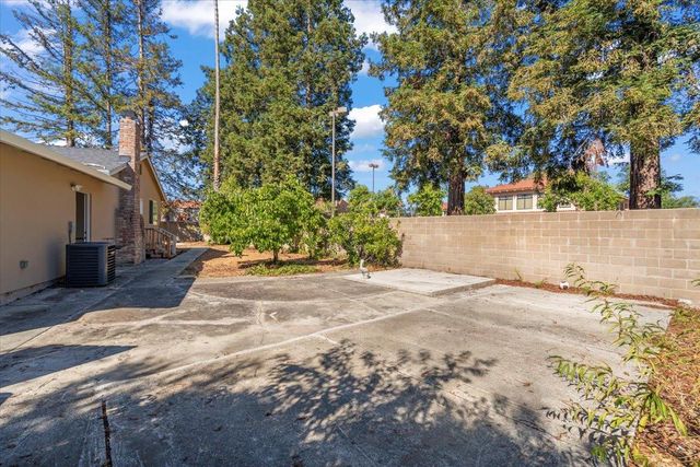 $3,495,000 | 10101 Richwood Drive, Cupertino, CA 95014
