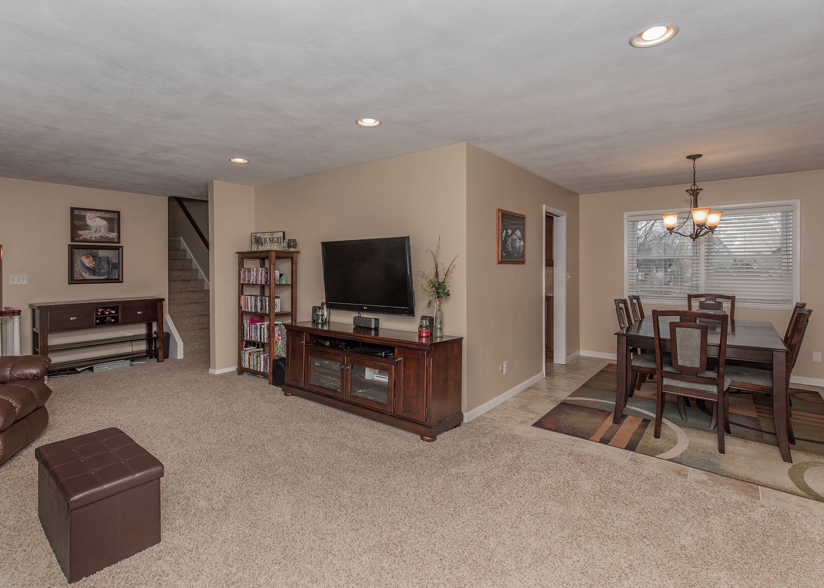 2867 Fairhaven Road Davenport, IA 52803 - Photo 7 of 30 Gallery Image 7