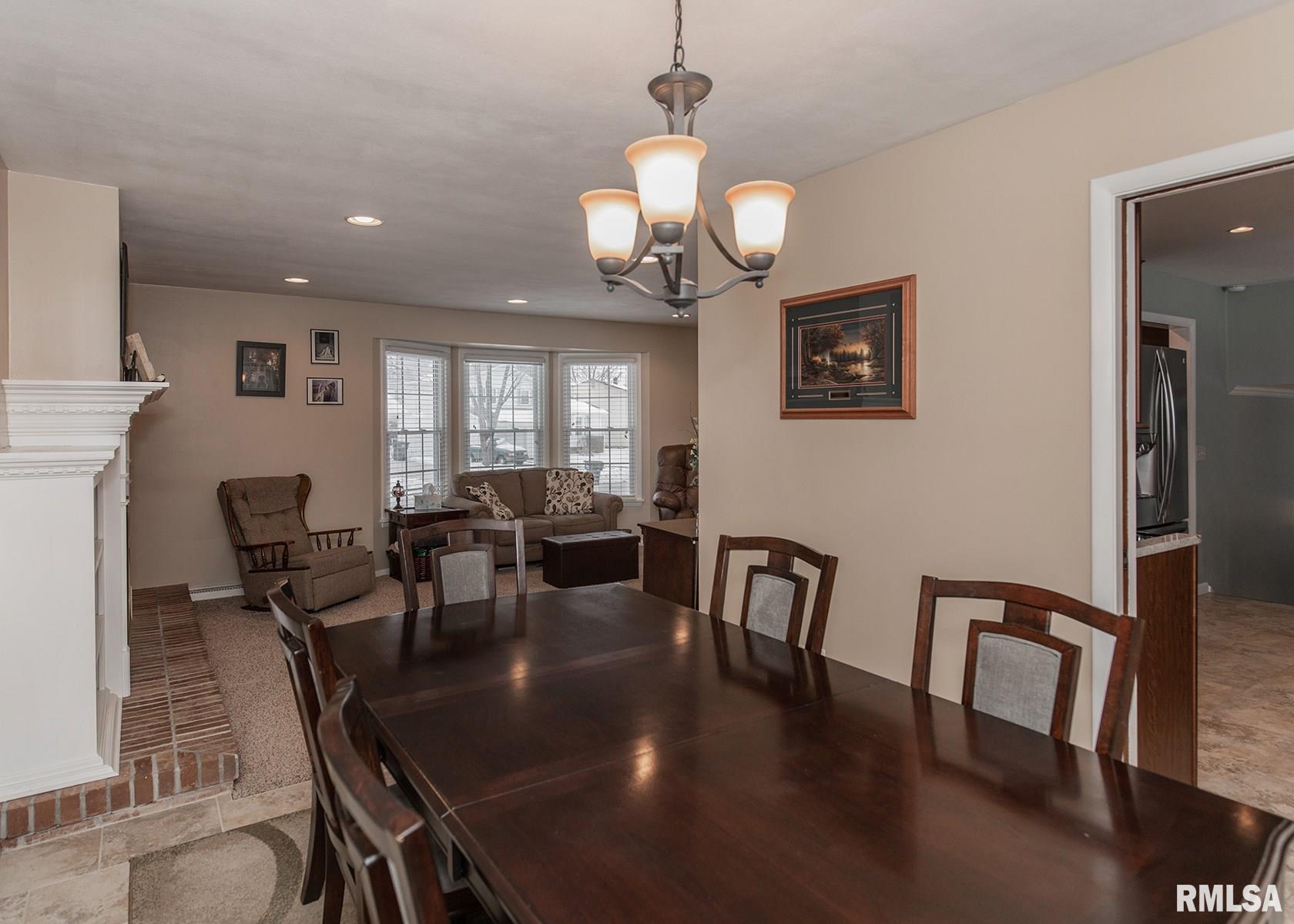 2867 Fairhaven Road Davenport, IA 52803 - Photo 8 of 30 Gallery Image 8