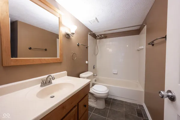 $1,999 | 507 Conner Creek Drive, Fishers, IN 46038