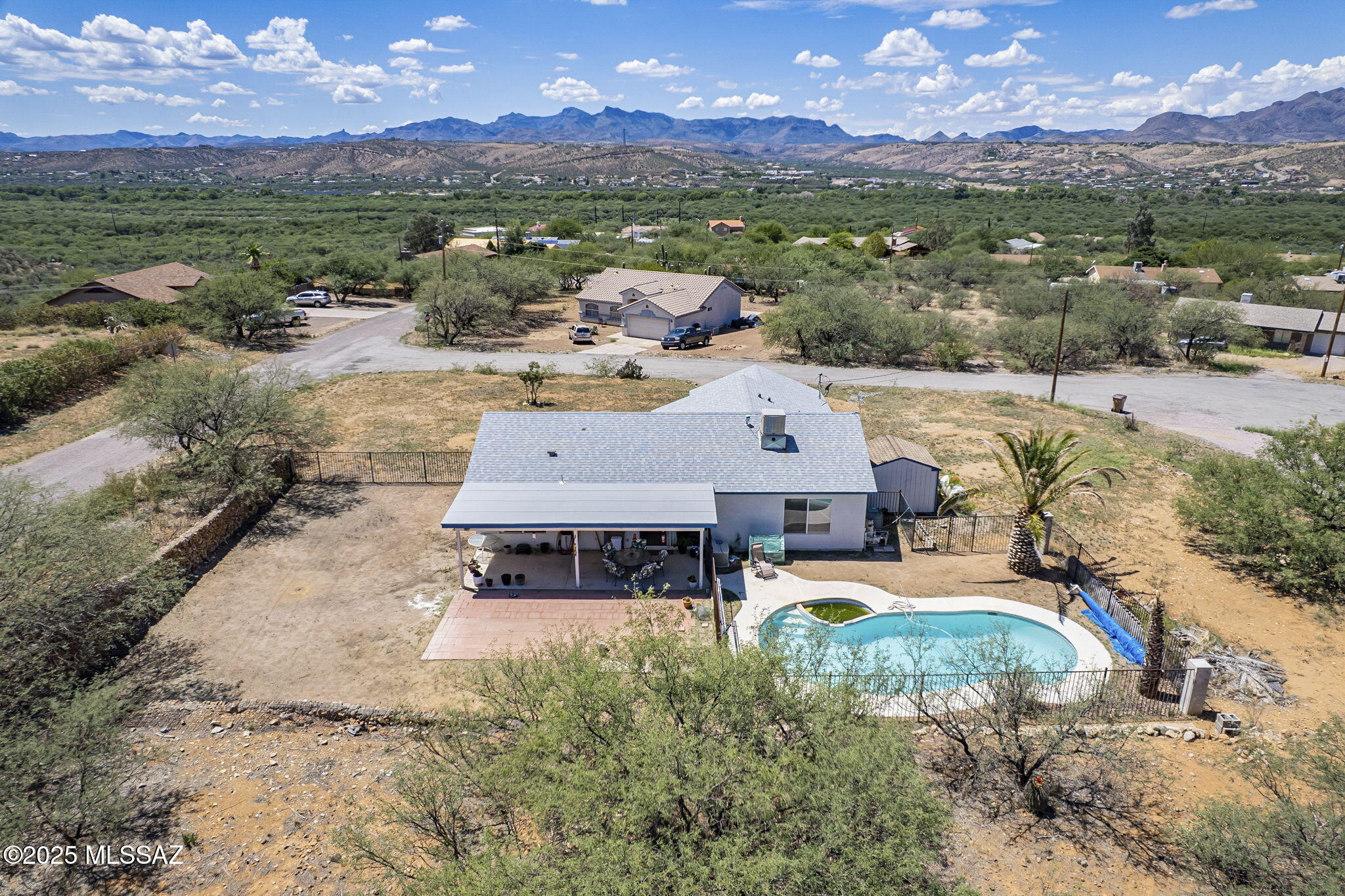 1423 Liga Court Rio Rico, AZ 85648 - Photo 4 of 39