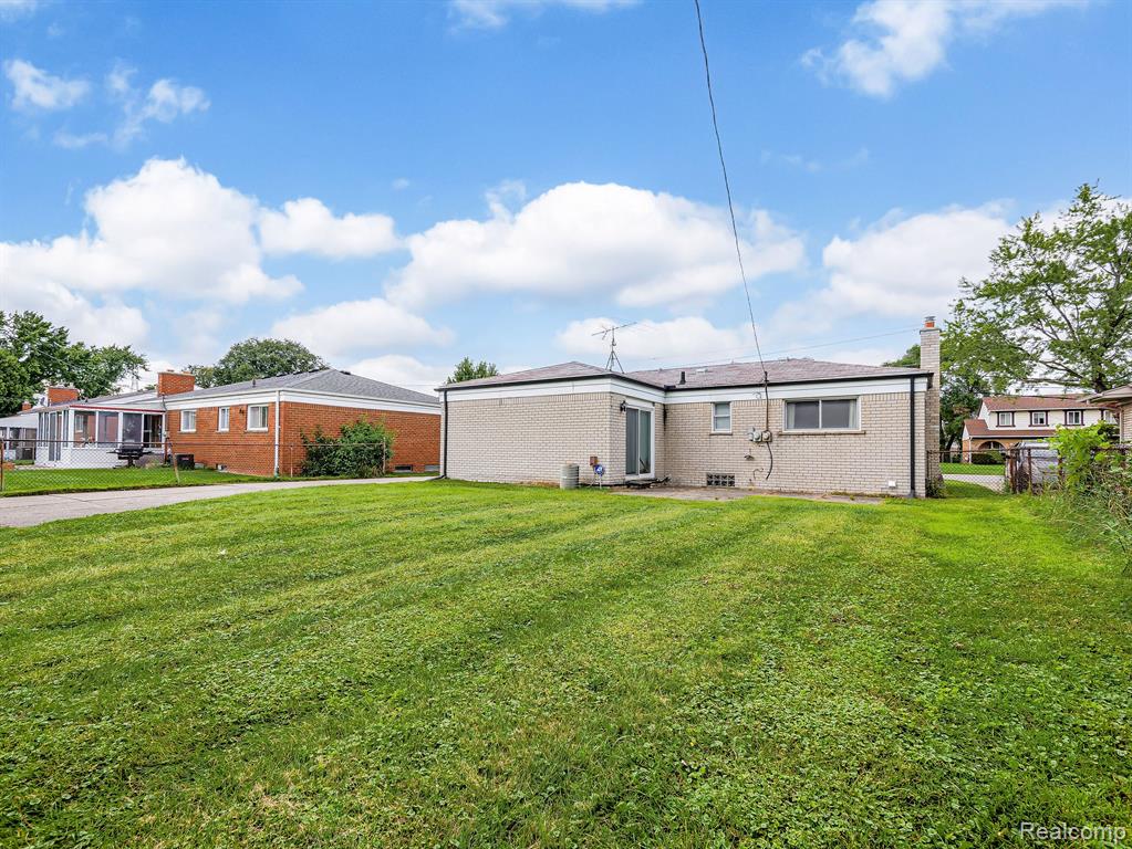 14144 Martin Road Warren, MI 48088 - Photo 16 of 17