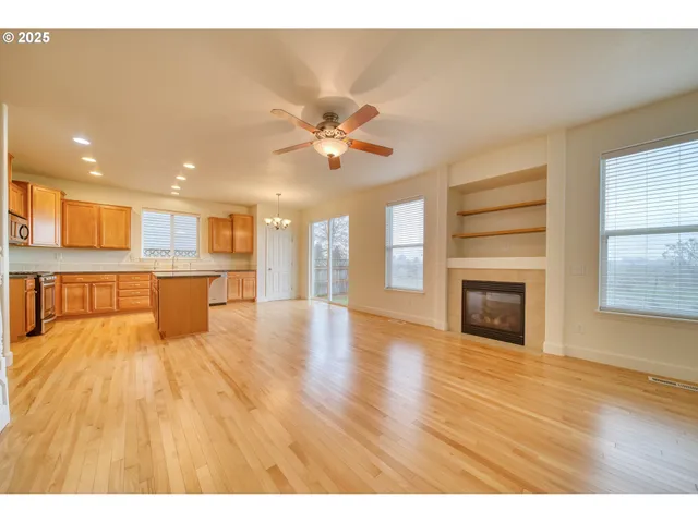 $598,000 | 52036 Southeast Icenogle Loop, Scappoose, OR 97056