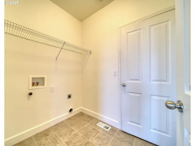 $598,000 | 52036 Southeast Icenogle Loop, Scappoose, OR 97056