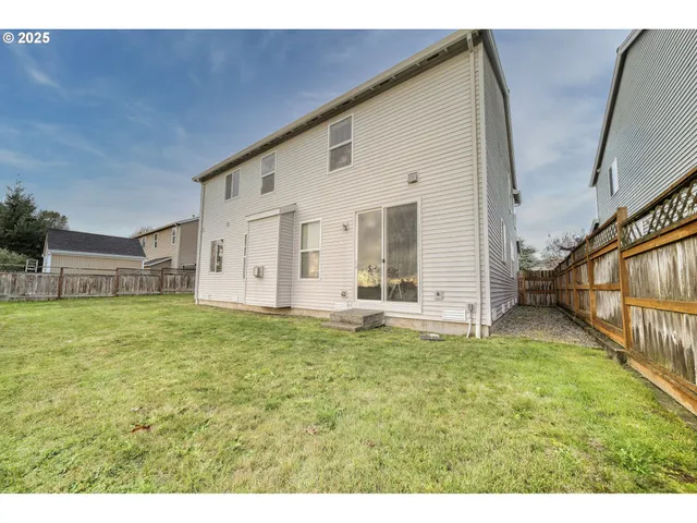 $598,000 | 52036 Southeast Icenogle Loop, Scappoose, OR 97056