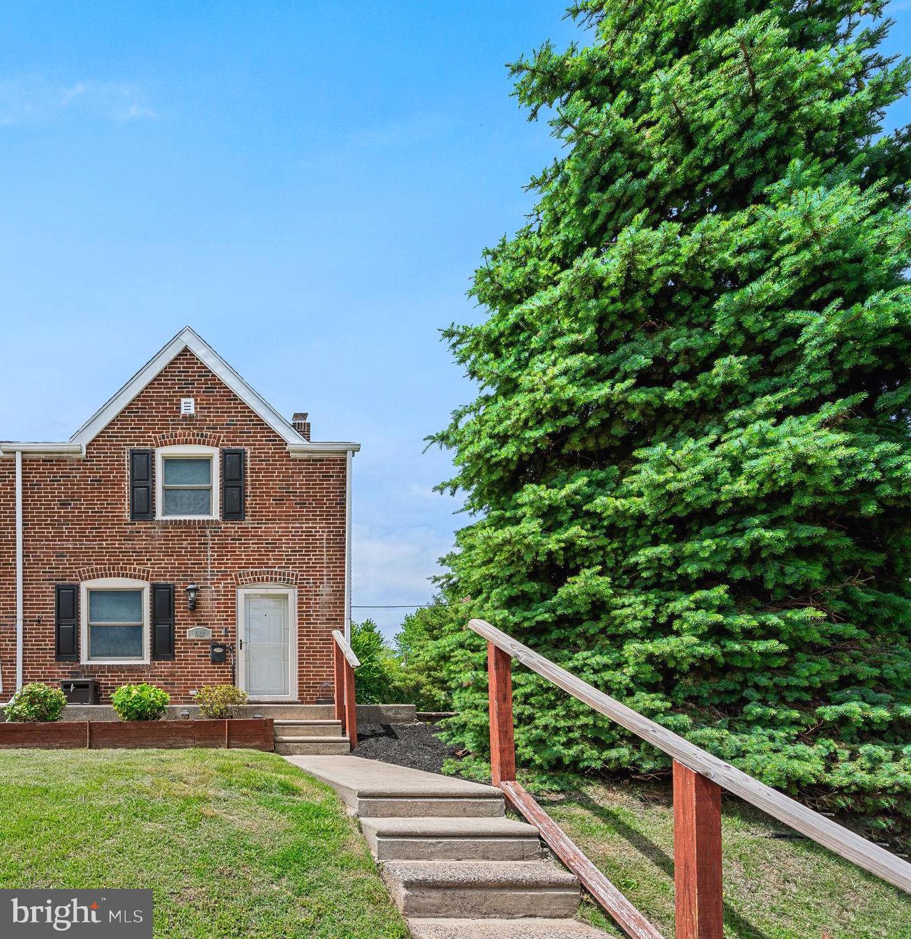 602 Braxton Road Ridley Park, PA 19078 - Photo 2 of 36 Charming Brick Twin with Classic Curb Appeal